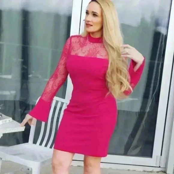 LACE DETAILED BODYCON DRESS - Picture 2 of 7